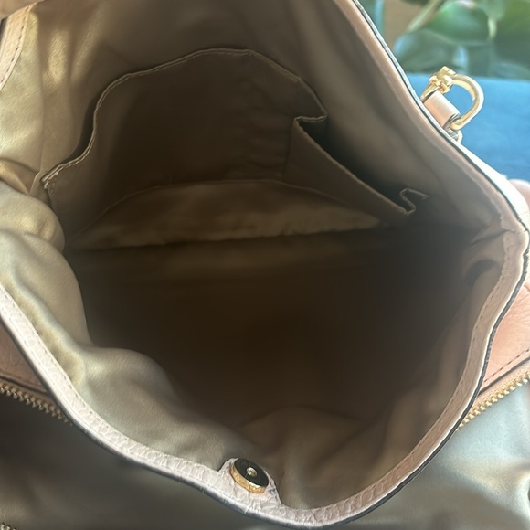 Coach Salmon color Handbag with Multiple Large Pockets No K1380-27859 - Picture 5 of 9